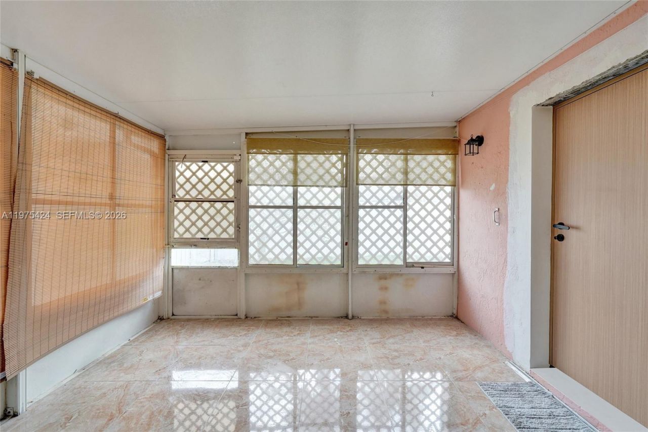 3371 SW 51st St , Hollywood, FL 33312 Photo