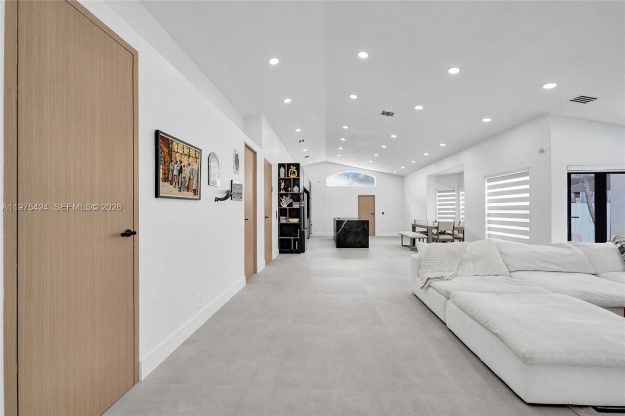 3371 SW 51st St , Hollywood, FL 33312 Photo