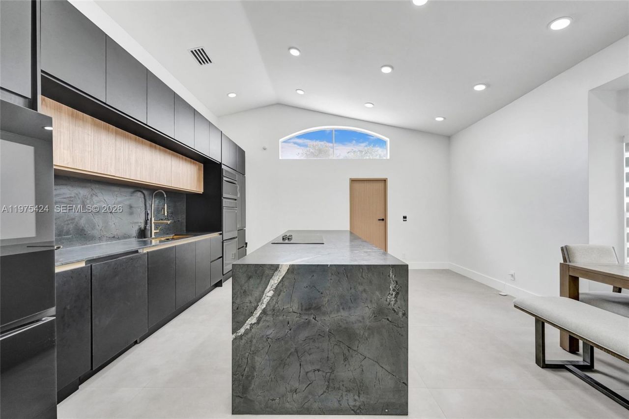 3371 SW 51st St , Hollywood, FL 33312 Photo