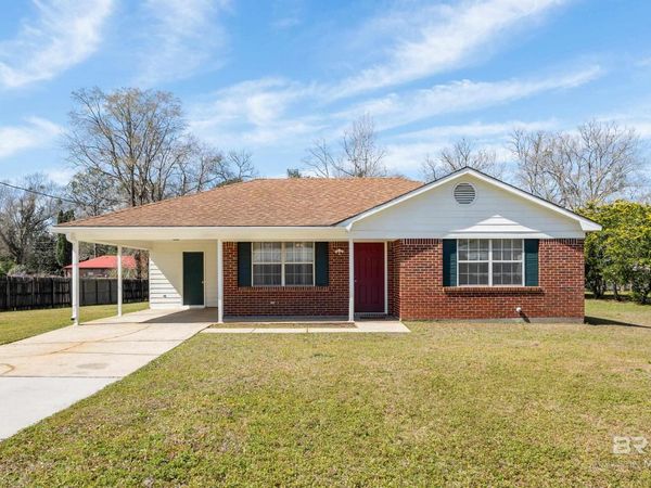 23157 Oak Street, Robertsdale, AL 36567