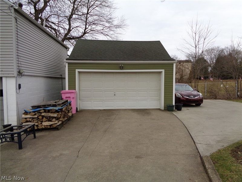 202 Elmford Avenue SW, Massillon, OH 44646 Photo 4