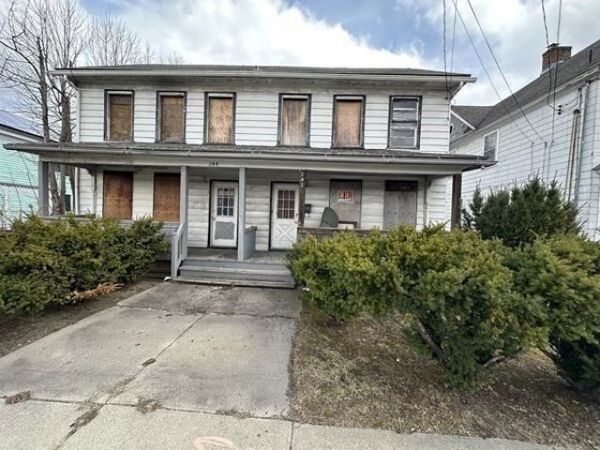 242 Wahconah St, Pittsfield, MA 01201
