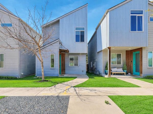 801 N Bluff DR, Unit 50, Austin, TX 78745