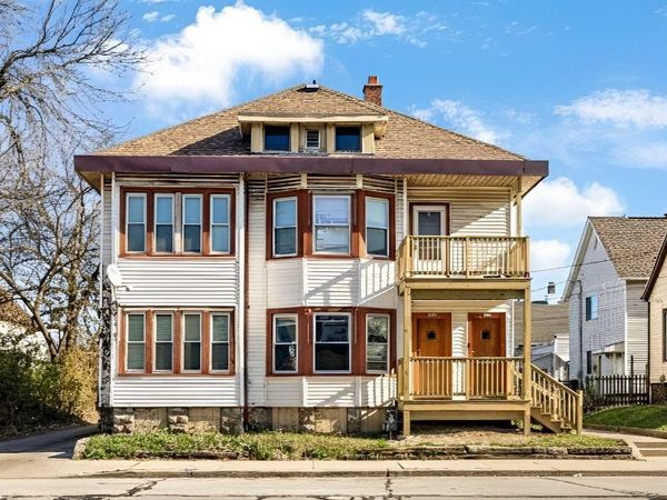 1128 S 35th STREET, Unit 1130, Milwaukee, WI 53215