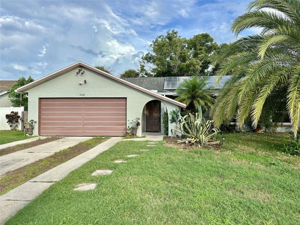958 FLORIDA PARKWAY , KISSIMMEE, FL 34743