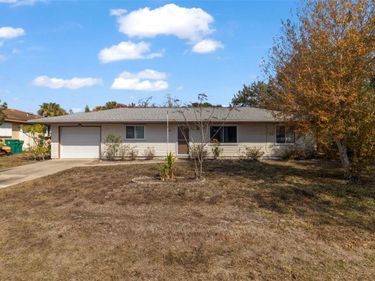 21070 DELAKE AVENUE , PORT CHARLOTTE, FL 33954