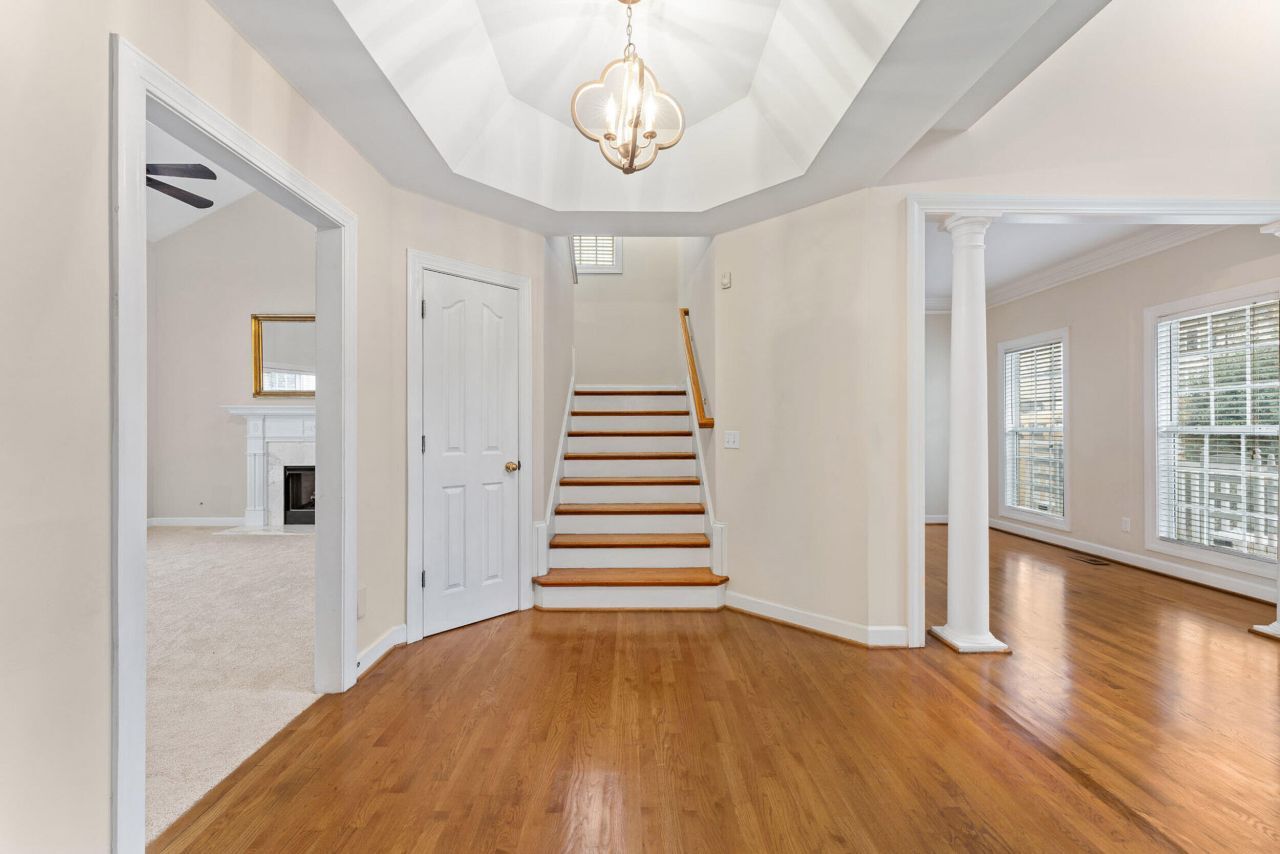 7 Hickory Hollow Court Photo 12