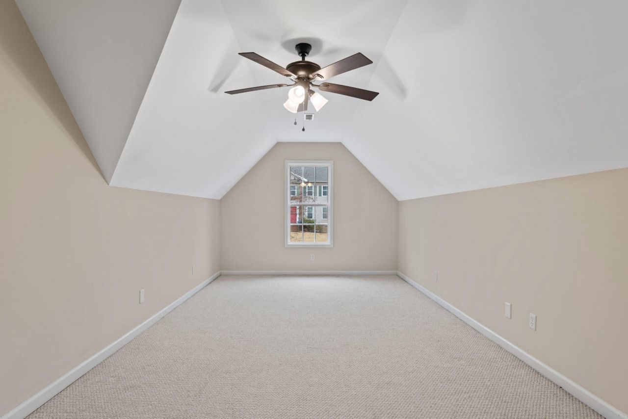 7 Hickory Hollow Court Photo 38