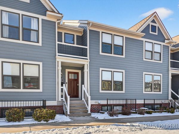 455 La Grave Avenue SE, Grand Rapids, MI 49503