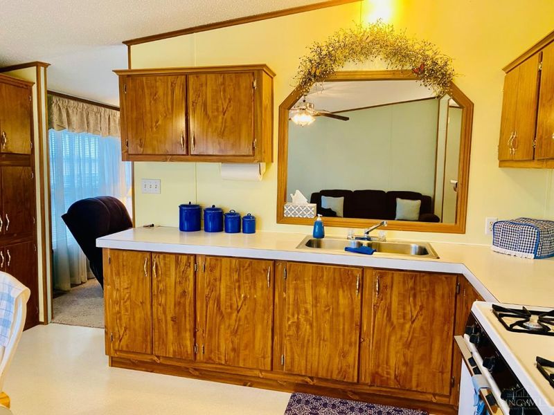 653 Burnett Road, Richland Twp, OH 45169 Photo 14