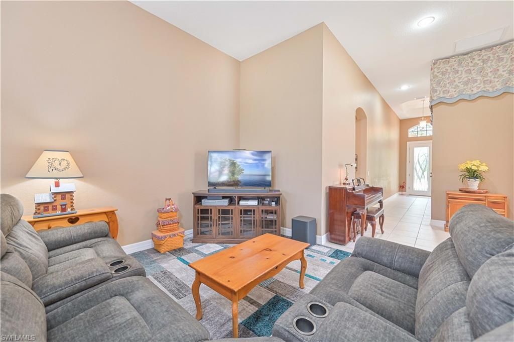 5582 Whispering Willow Way, Fort Myers, FL 33908 Photo