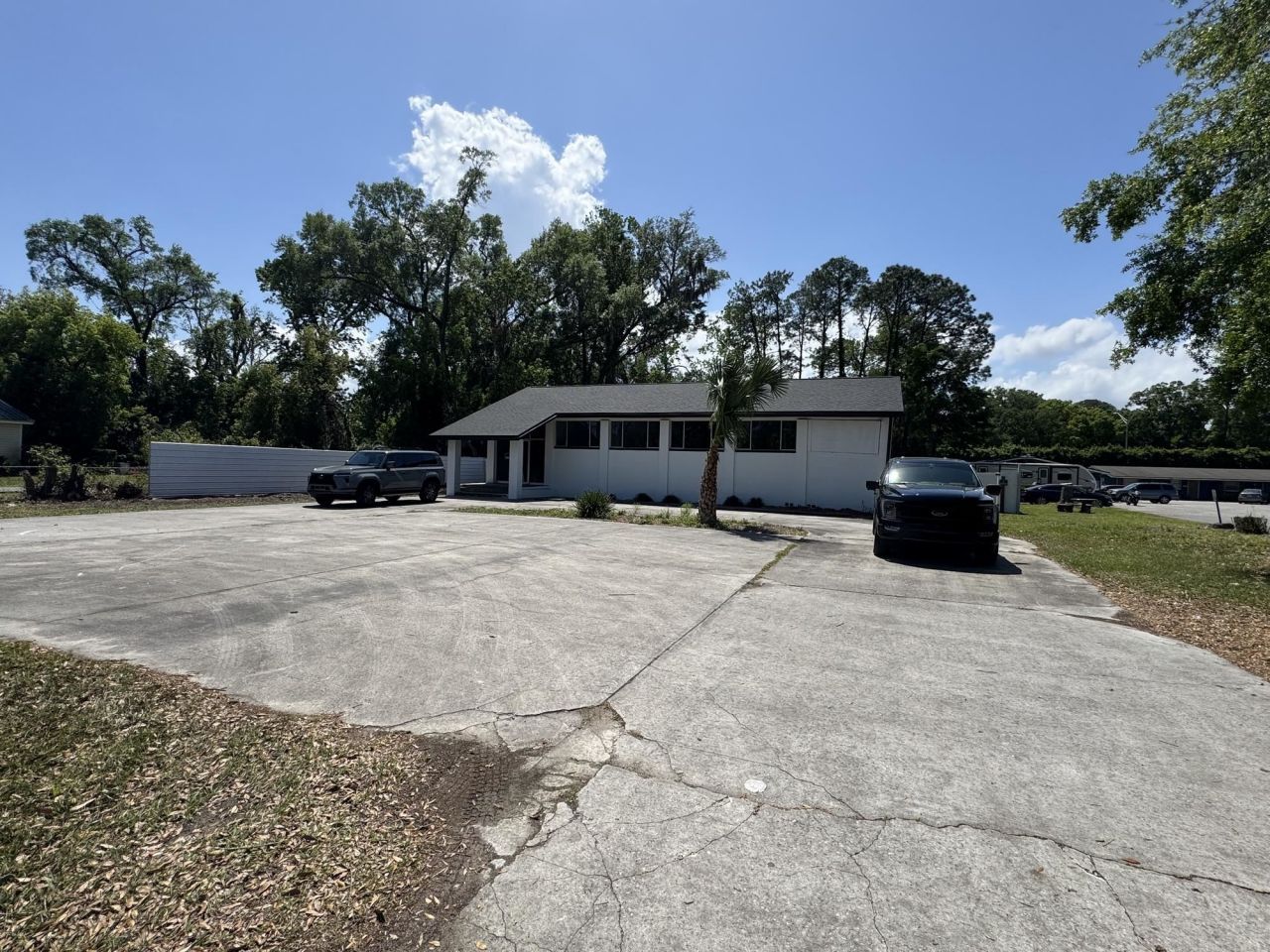 4350 Spring Park Rd, Jacksonville, FL 32207 Main Photo