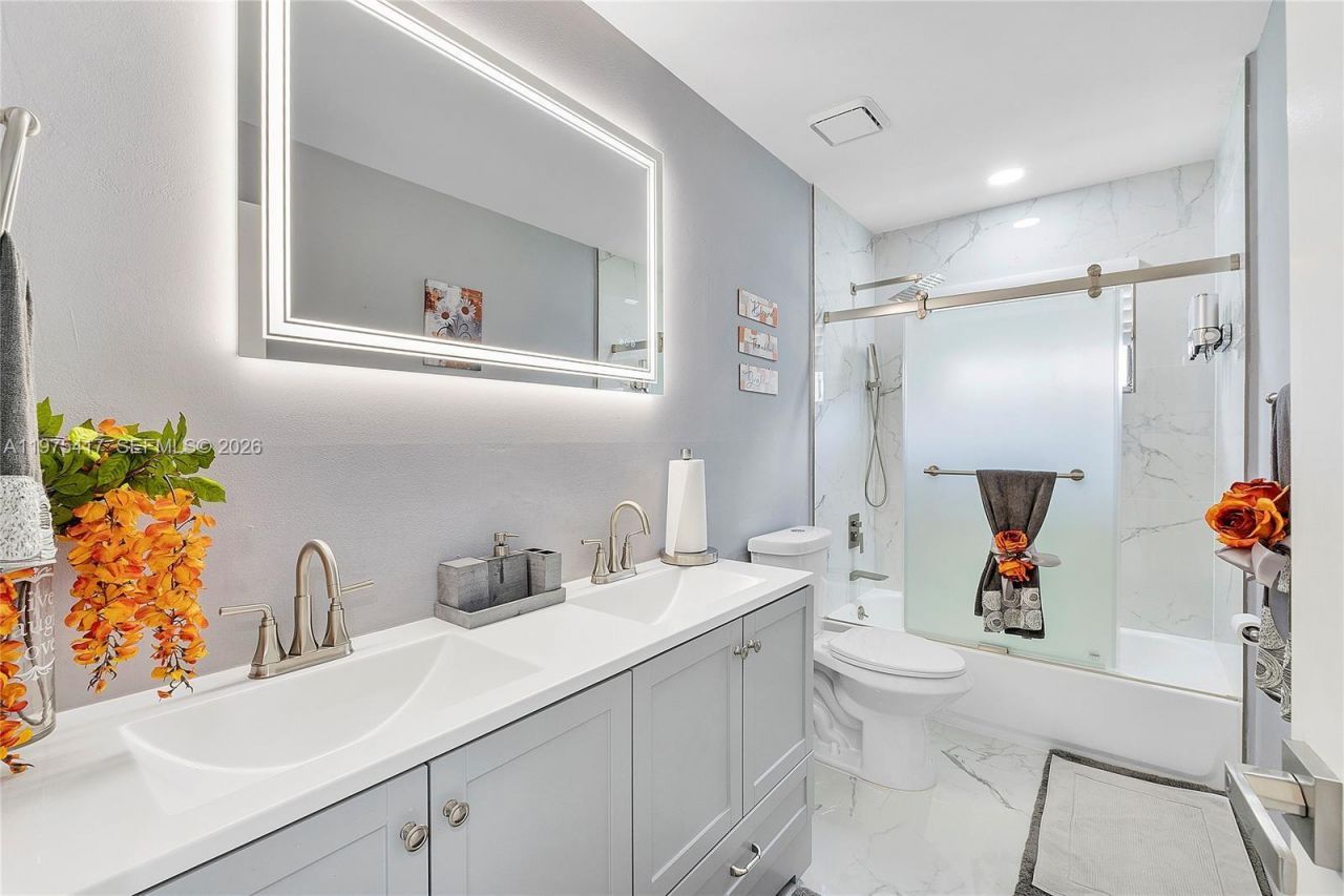 8551 NW 53rd Ct, Coral Springs, FL 33067 Photo