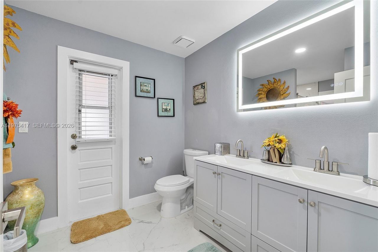 8551 NW 53rd Ct, Coral Springs, FL 33067 Photo