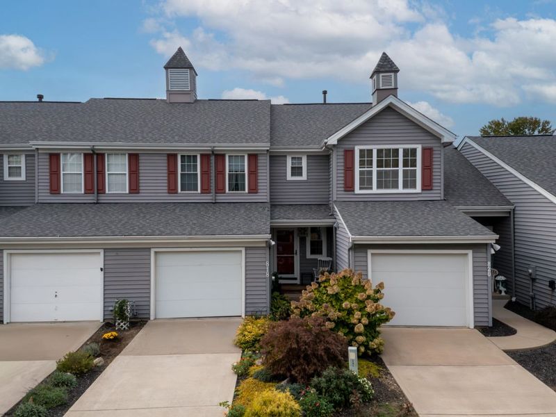 818 Horseshoe Lane, Florence, KY 41042 Photo 2