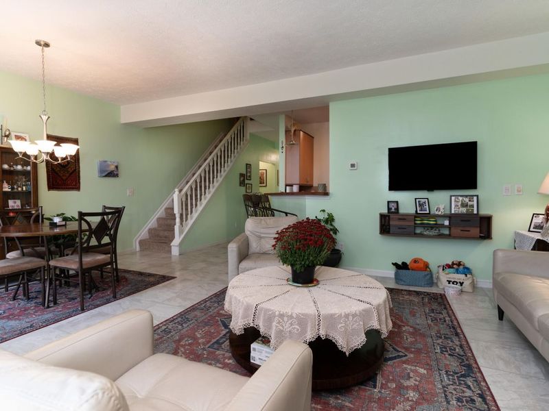 818 Horseshoe Lane, Florence, KY 41042 Photo 8