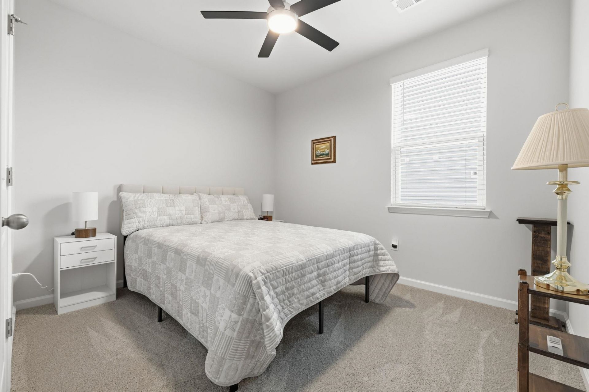 212 Columbus St. Photo 18