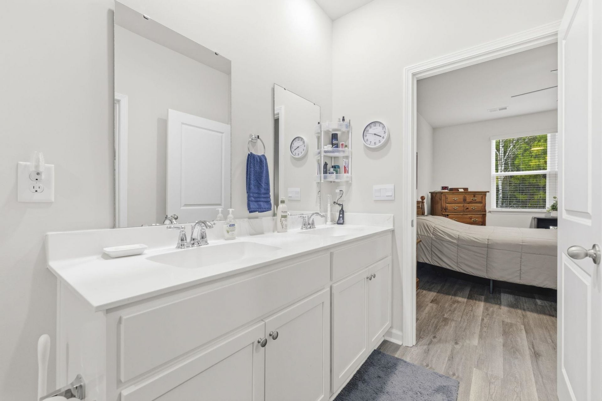 212 Columbus St. Photo 23