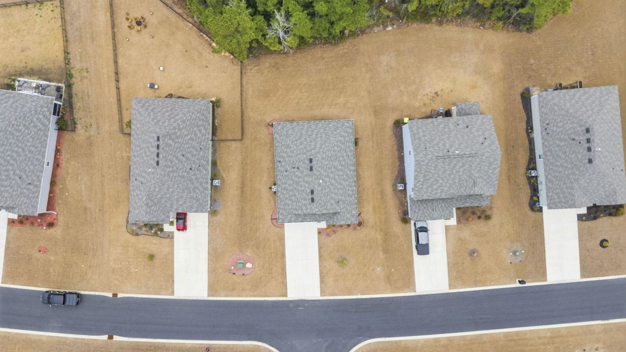 212 Columbus St. Photo 37