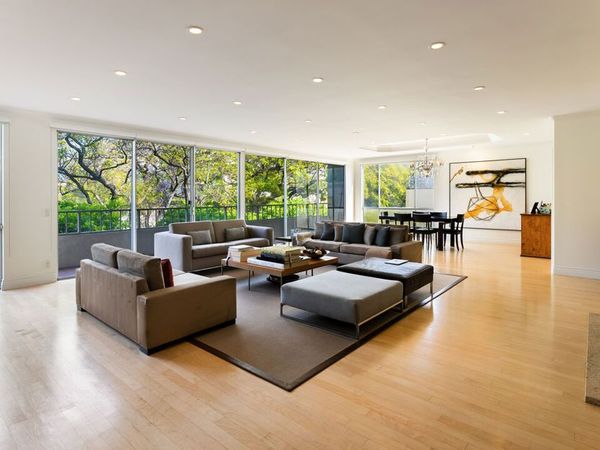 339 N Palm Drive, Unit 202, Beverly Hills, CA 90210