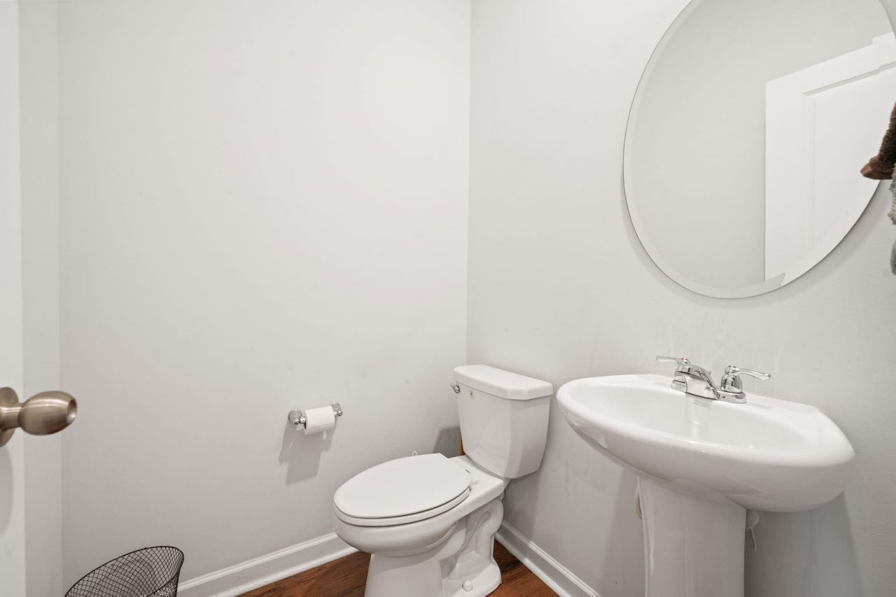 127 Lakestone Road Photo 23