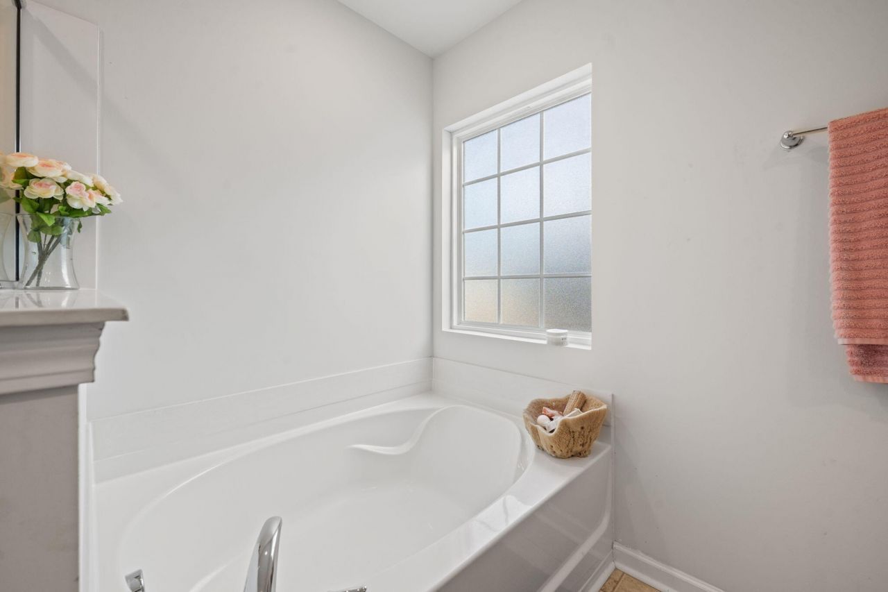 127 Lakestone Road Photo 26