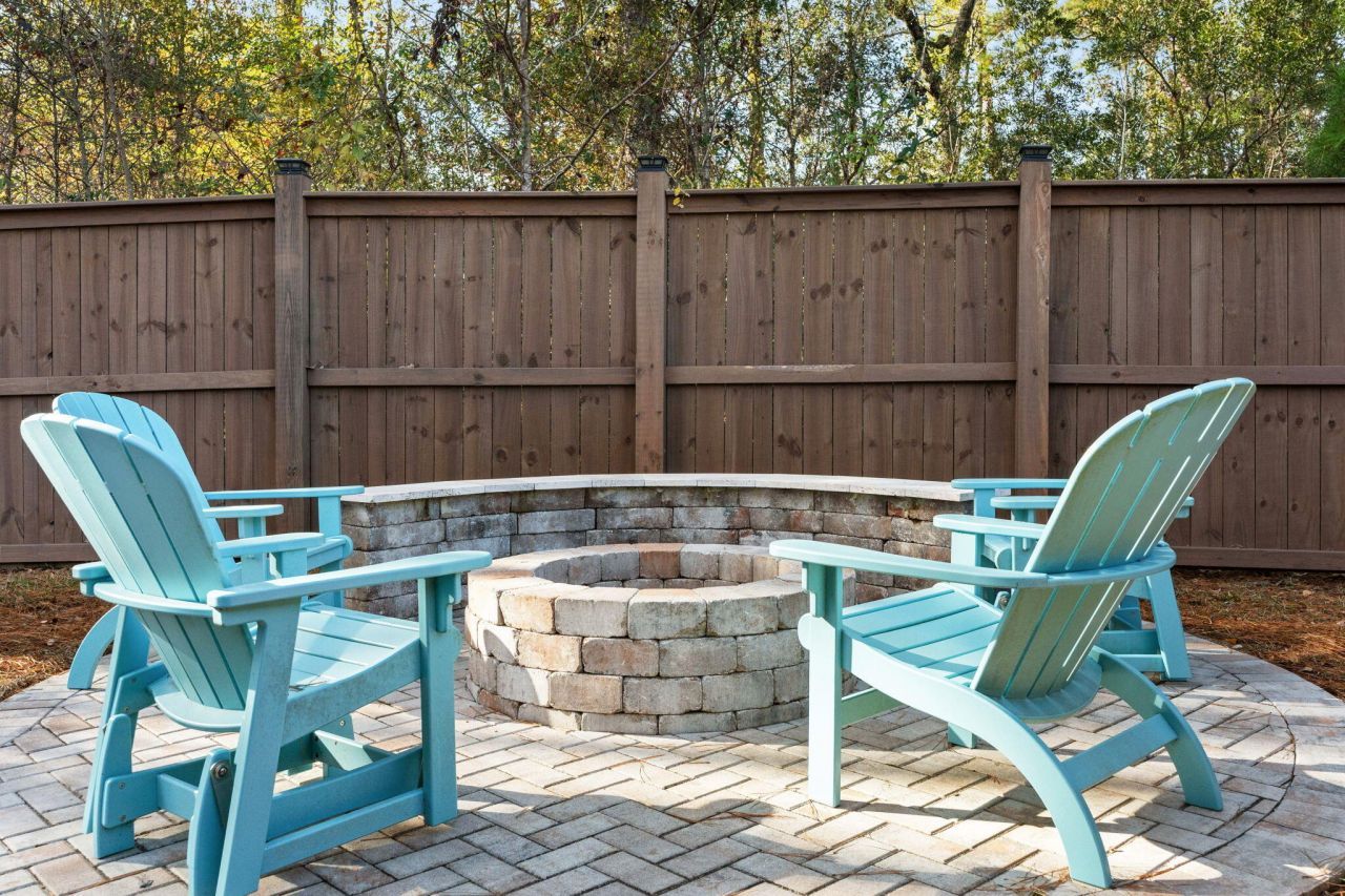 127 Lakestone Road Photo 39