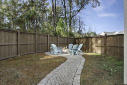 127 Lakestone Road photo 4