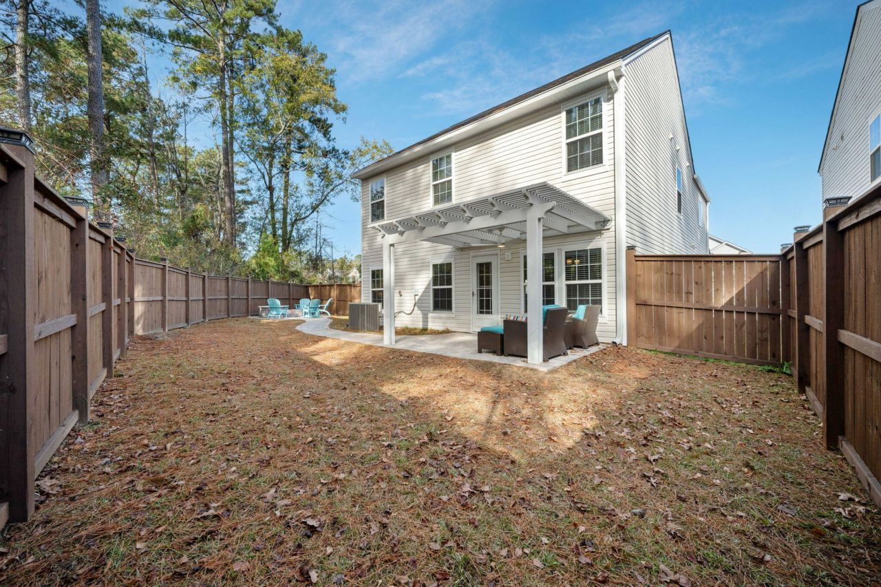 127 Lakestone Road Photo 44