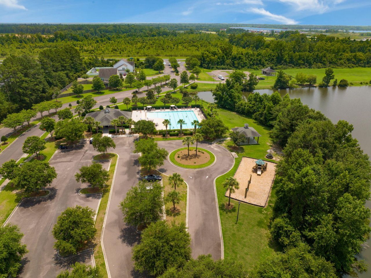 127 Lakestone Road Photo 47