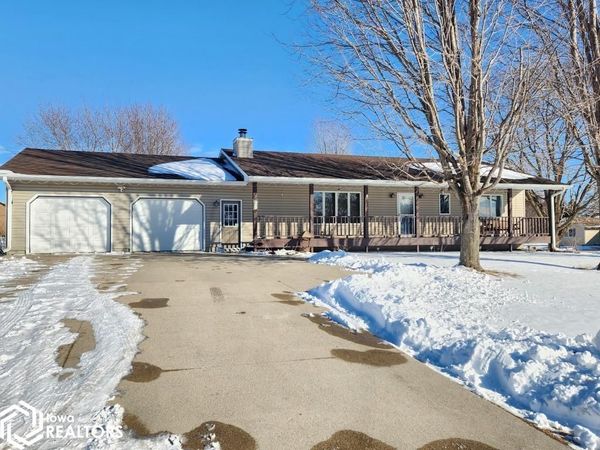 929 1st Street S, Rockwell, IA 50469