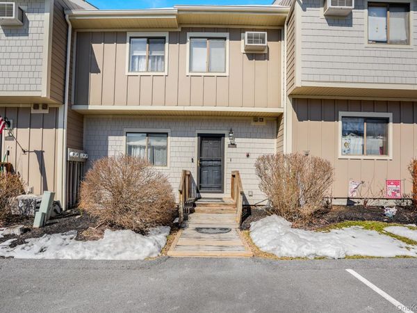 6203 Chelsea Cove N, Hopewell Junction, NY 12533