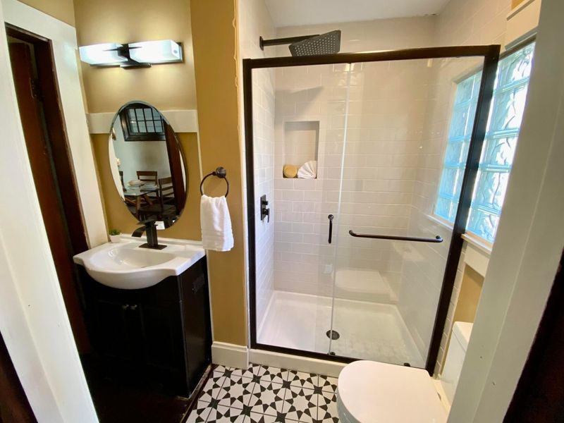 110 N Ogden Avenue, Columbus, OH 43204 Photo 6