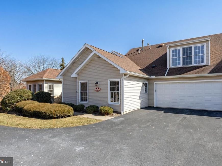 3301 Shellers Bend, Unit 921, State College, PA 16801 Main Photo