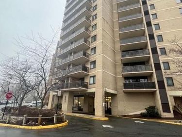 203 YOAKUM PARKWAY, Unit 1218, ALEXANDRIA, VA 22304