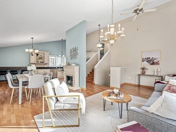 29 Dominion Rd, Worcester, MA 01605