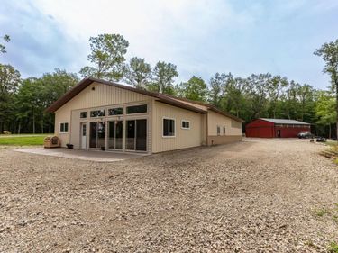 9005 80th Avenue SE, Chatfield, MN 55923