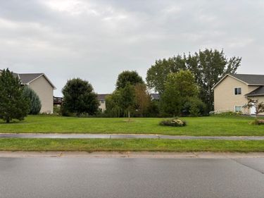 1518 Hidden Trail , Mayer, MN 55360