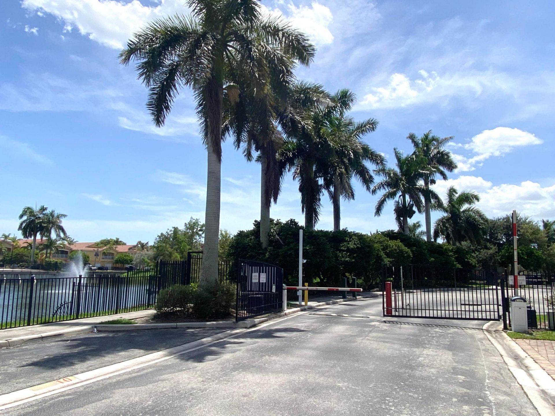 3261 Scarletta Drive, Riviera Beach, FL 33404 Photo