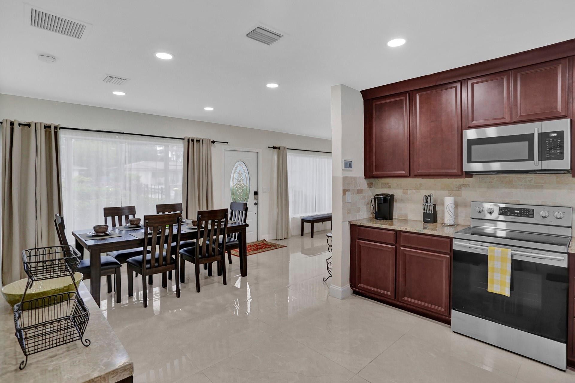 14321 NW 14th Drive, Miami, FL 33167 Photo