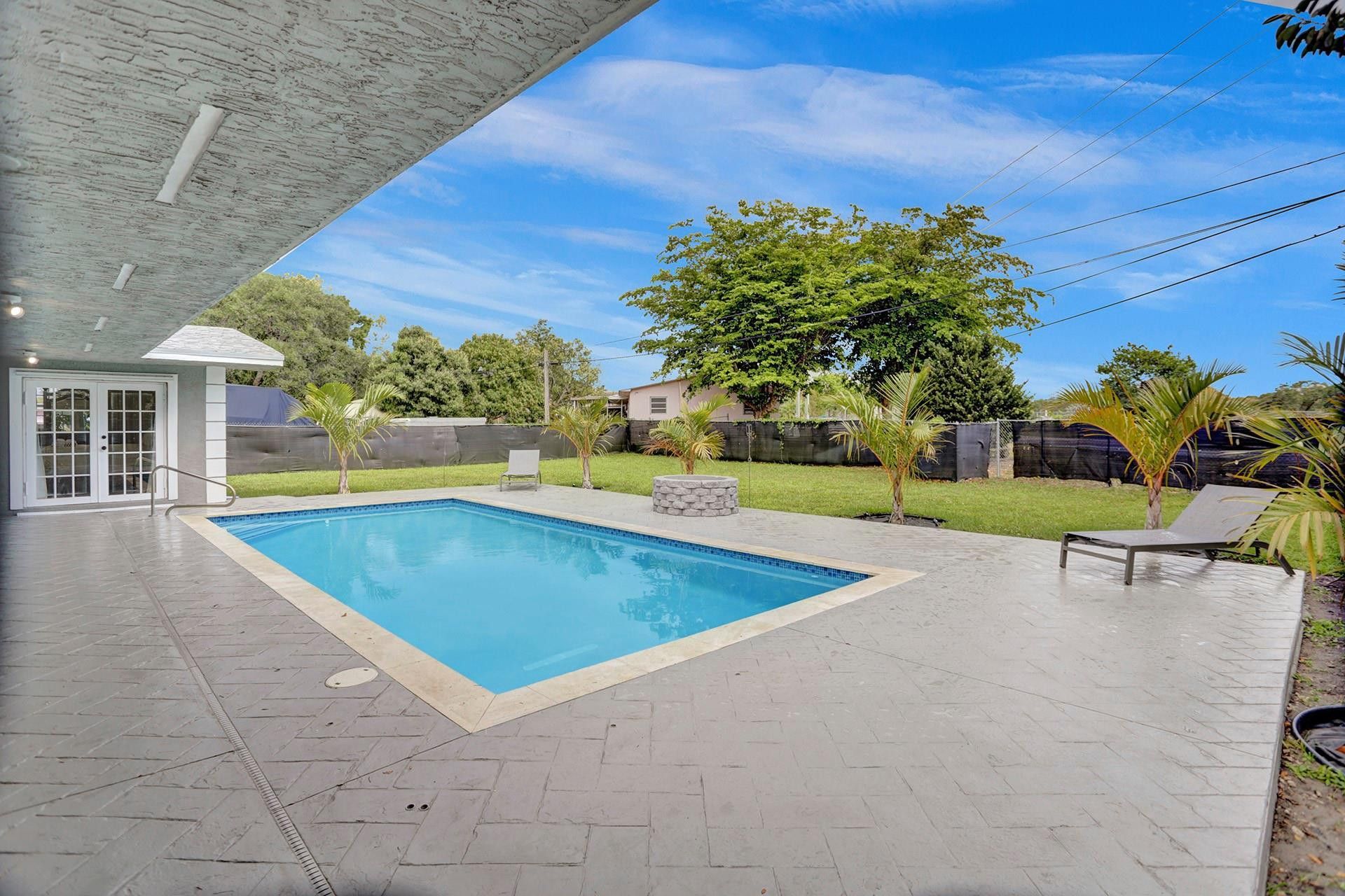 14321 NW 14th Drive, Miami, FL 33167 Photo