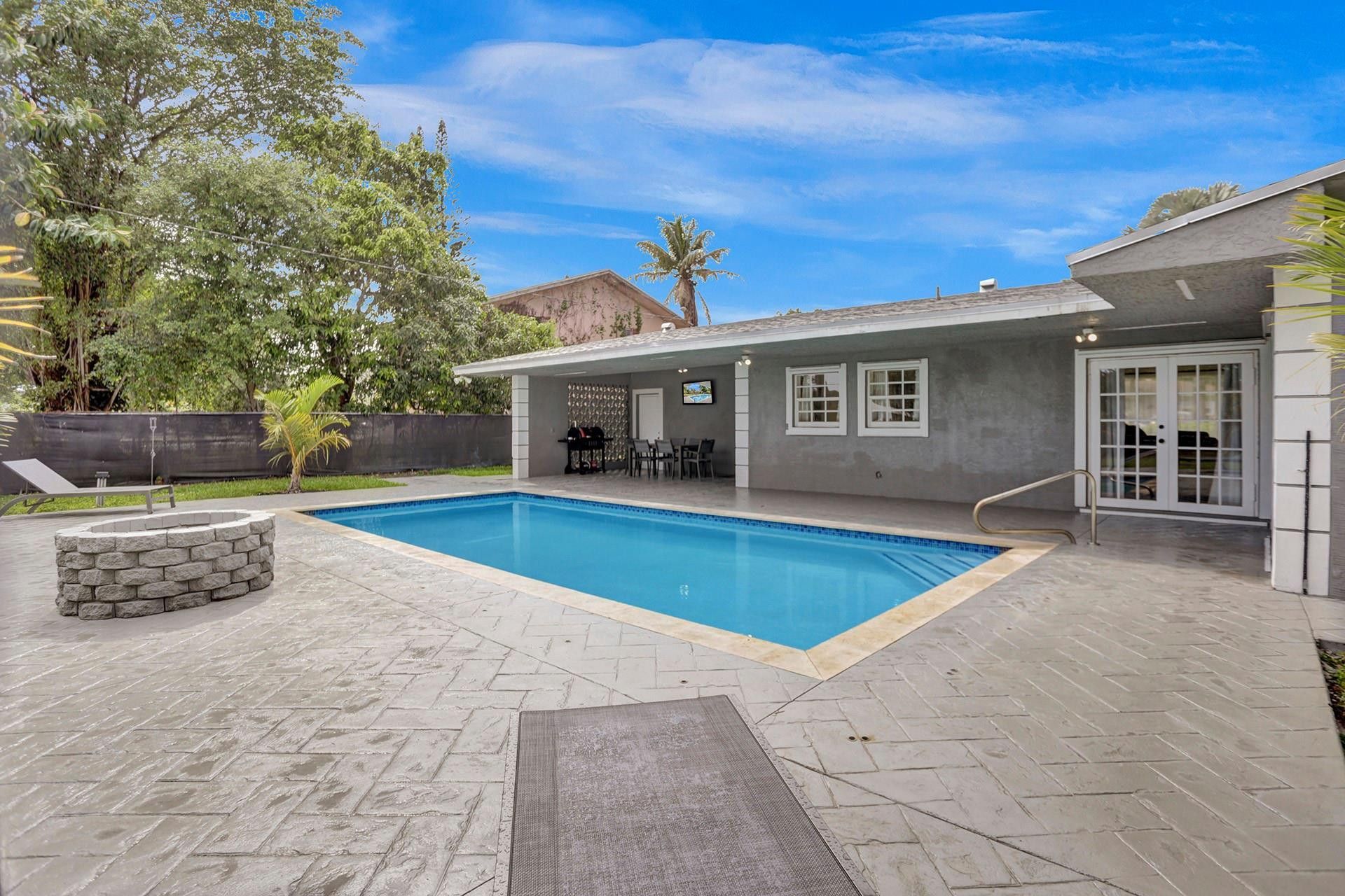 14321 NW 14th Drive, Miami, FL 33167 Photo