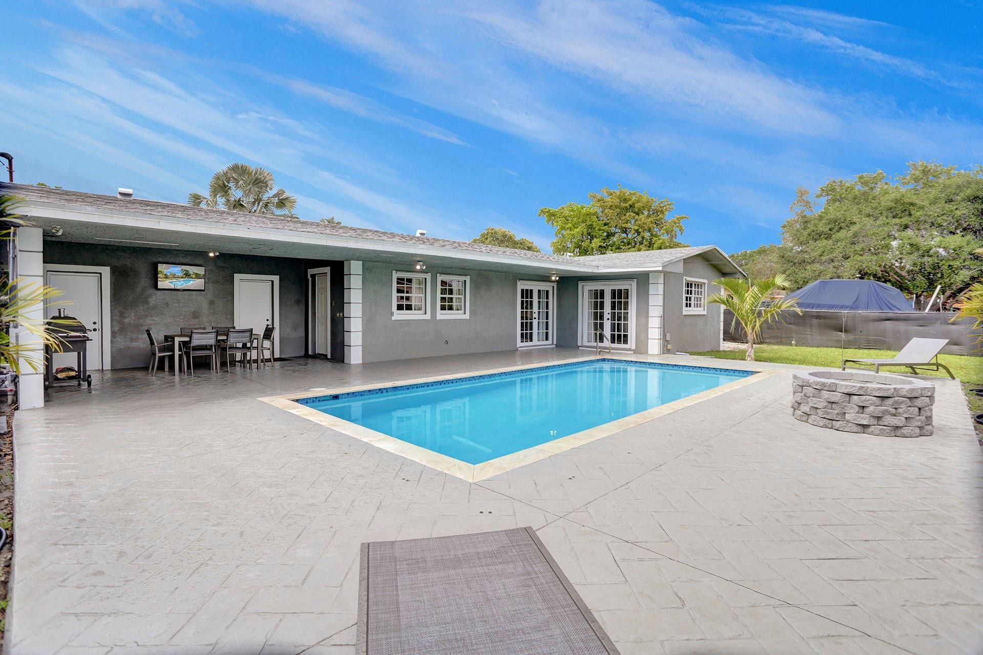 14321 NW 14th Drive, Miami, FL 33167 Photo