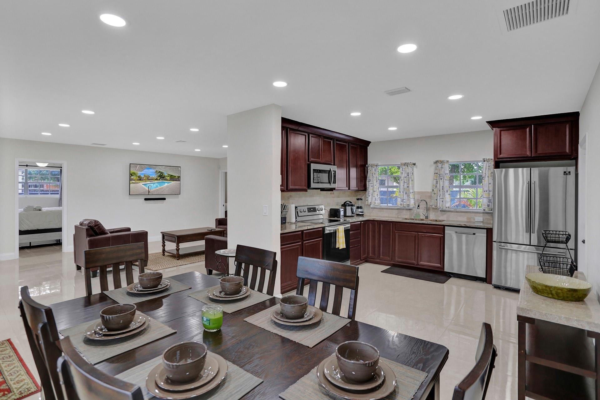 14321 NW 14th Drive, Miami, FL 33167 Photo