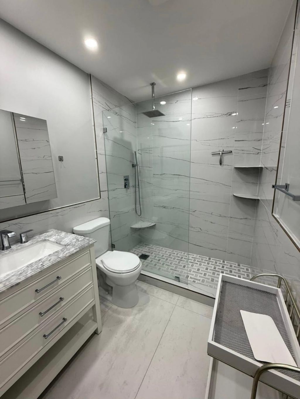 2191 NE 68th Street, Unit 403, Fort Lauderdale, FL 33308 Photo