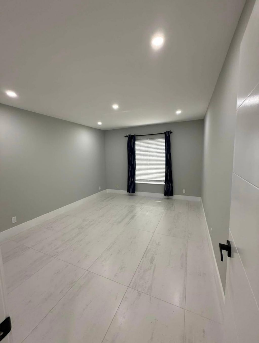 2191 NE 68th Street, Unit 403, Fort Lauderdale, FL 33308 Photo