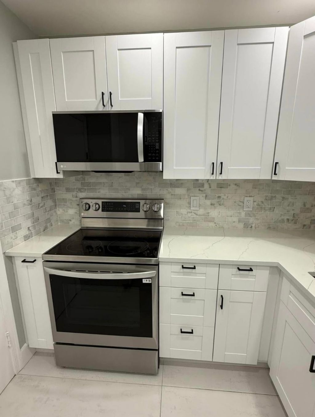 2191 NE 68th Street, Unit 403, Fort Lauderdale, FL 33308 Photo