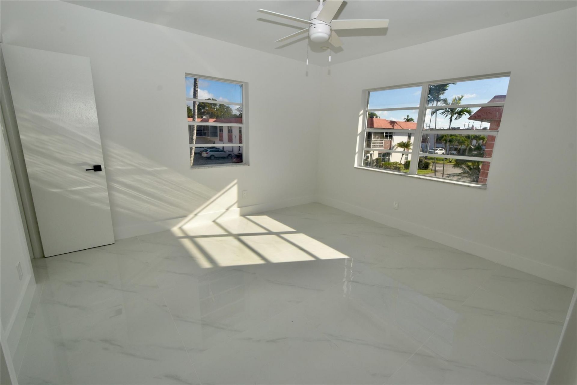 3550 NW 8th Avenue, Unit 810, Pompano Beach, FL 33064 Photo