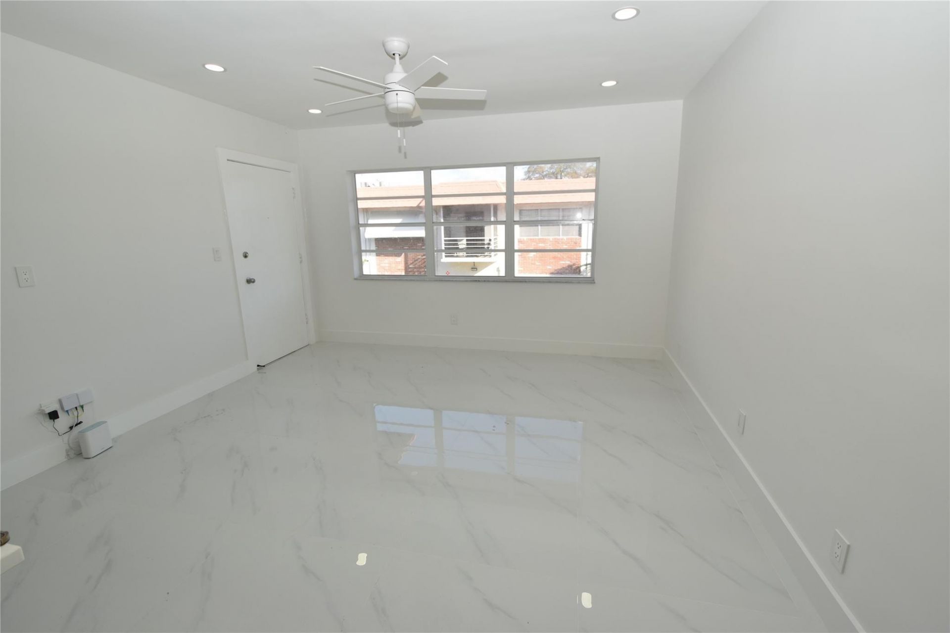 3550 NW 8th Avenue, Unit 810, Pompano Beach, FL 33064 Photo