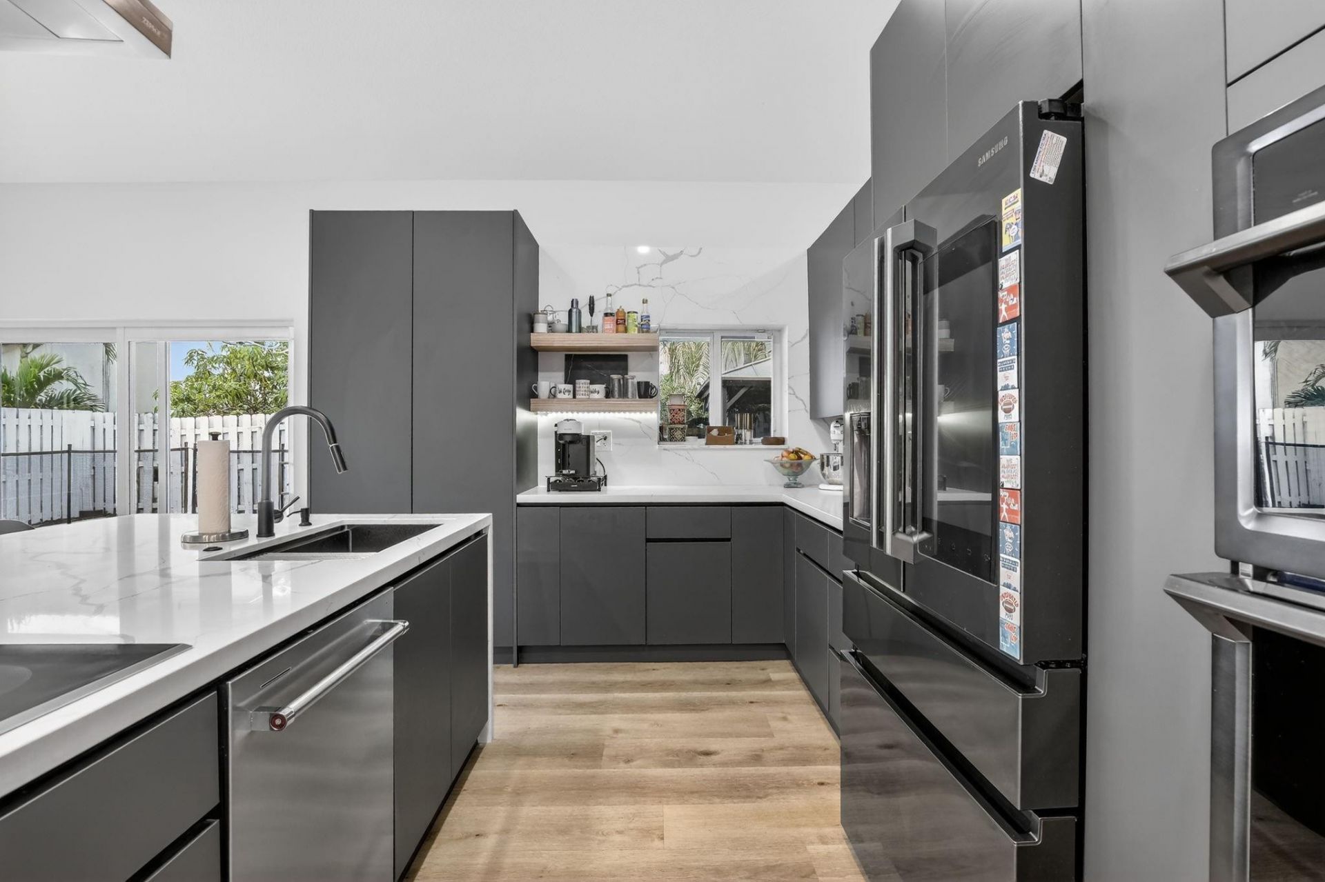 1051 NW 124th Terrace, Sunrise, FL 33323 Photo